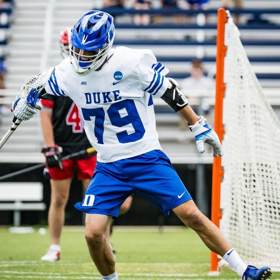 lacrosse player reviewing locked in power supplement